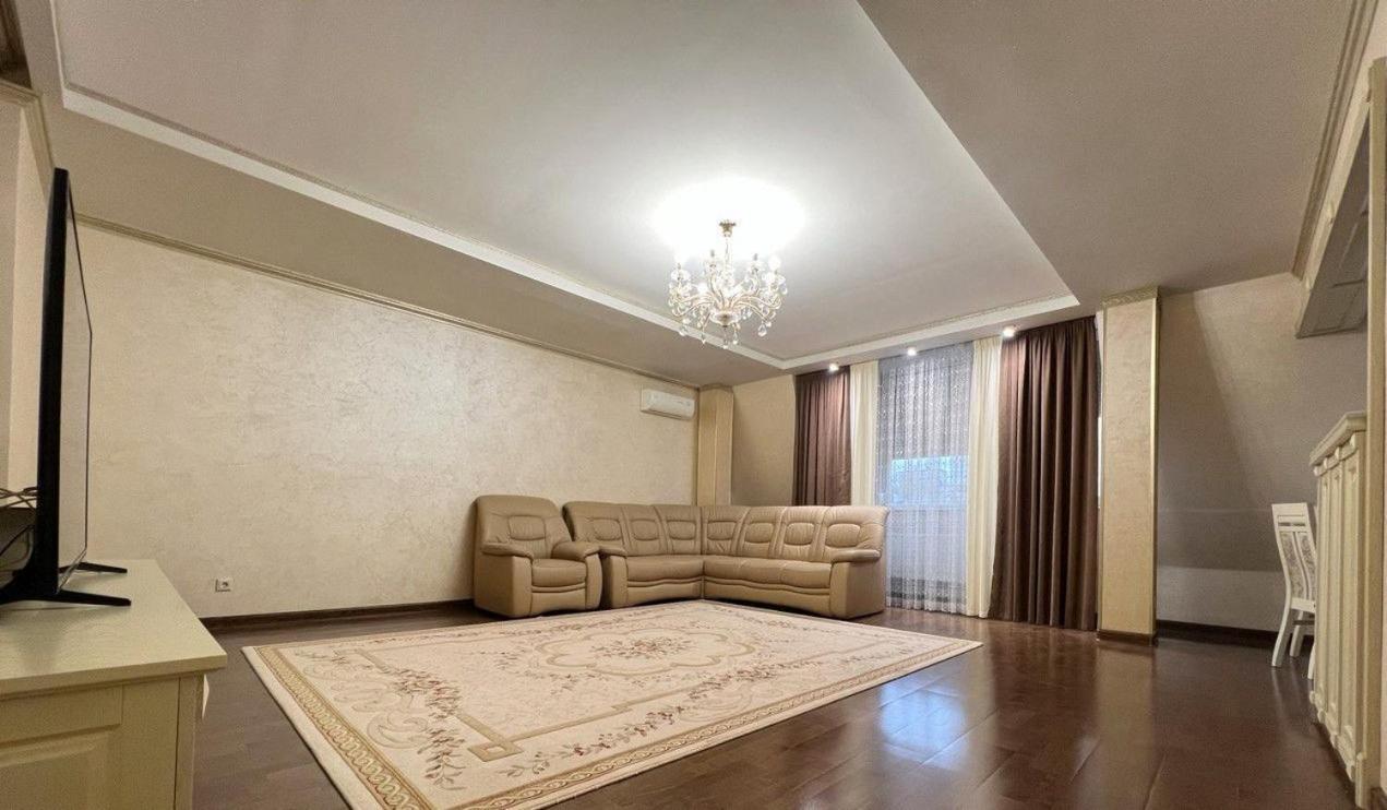 Cathedral Park And Pedestrian Zone Ultracentral Cozy Apartment In تشيسيناو المظهر الخارجي الصورة